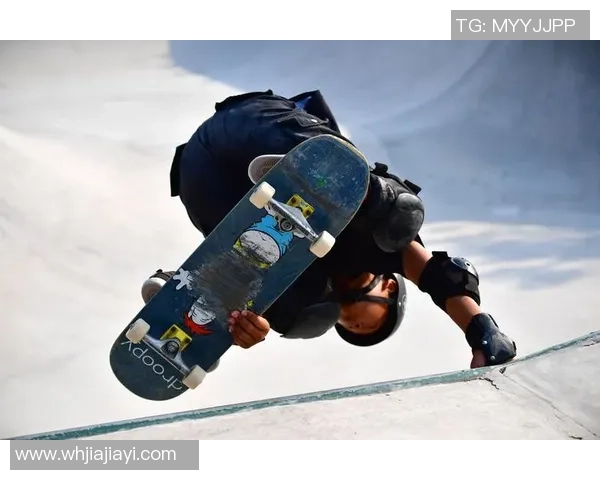 北京极限运动队在世界滑板锦标赛中的耐力与技巧展现全景分析